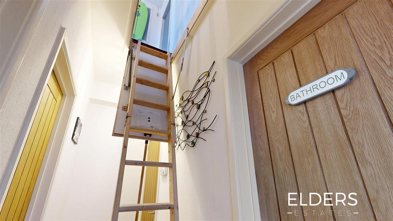 Duke Street - Picture 20