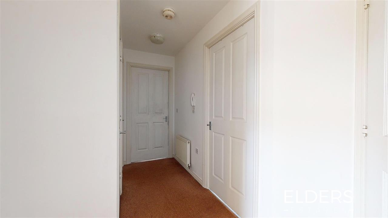Disraeli Crescent - Picture 2
