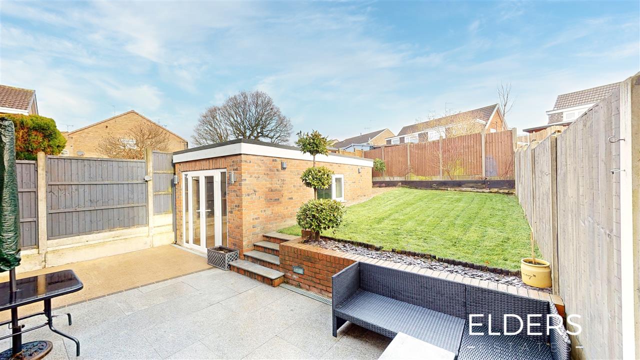 Ilford Close - Picture 19