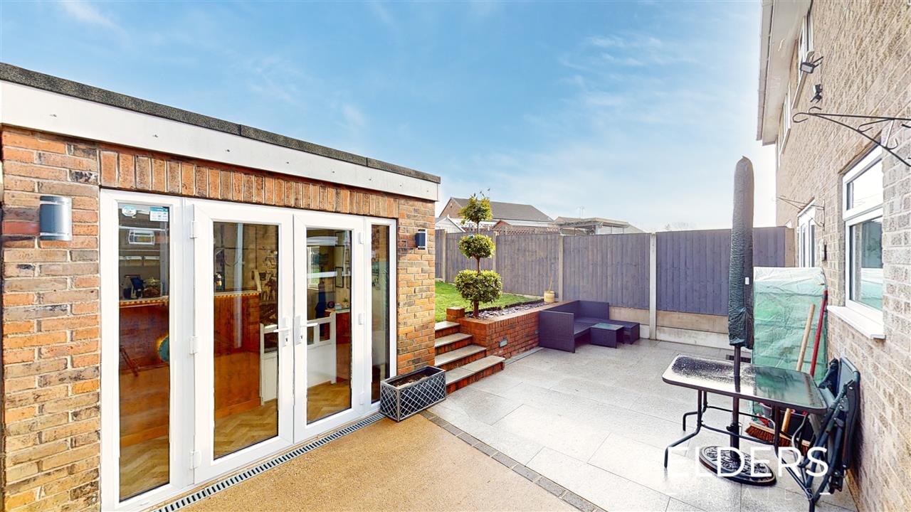 Ilford Close - Picture 20