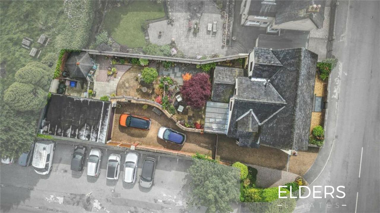 The Village - Picture 2