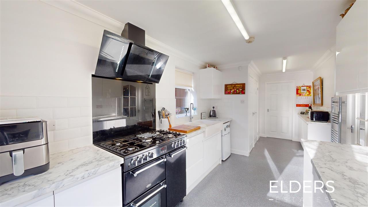 Ridgeway Drive - Picture 6