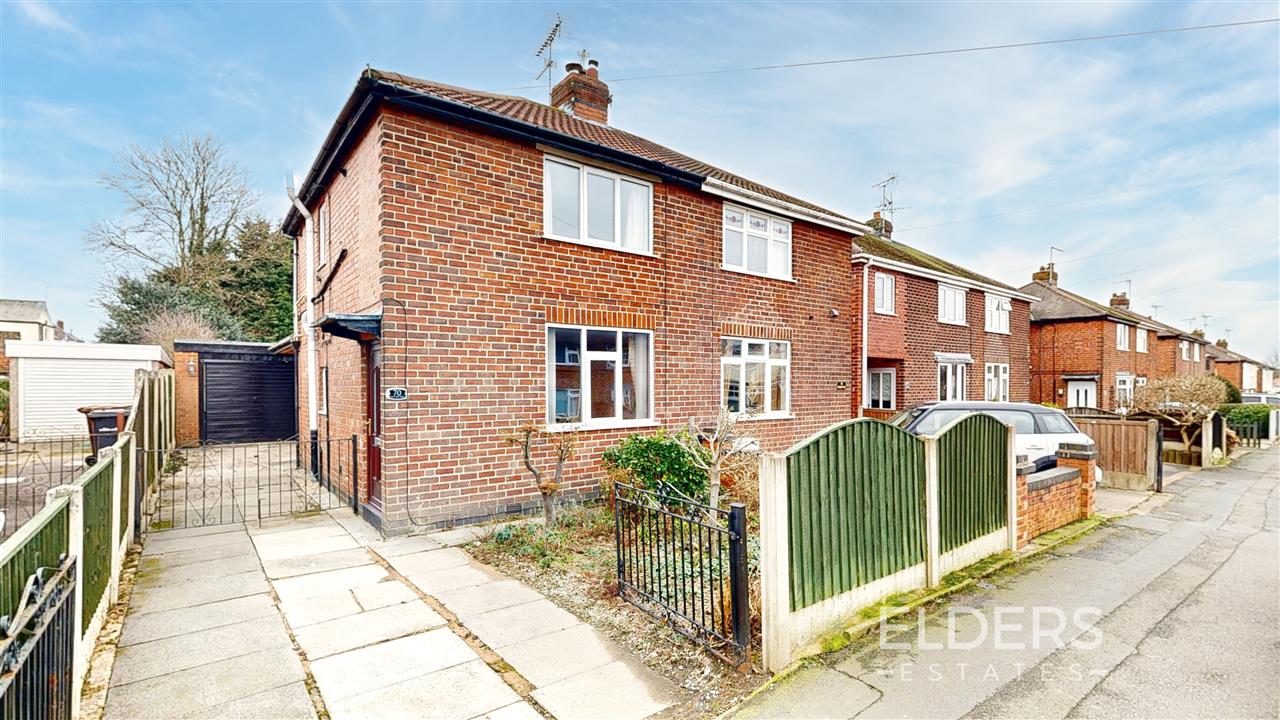 Derbyshire Drive - Picture 1
