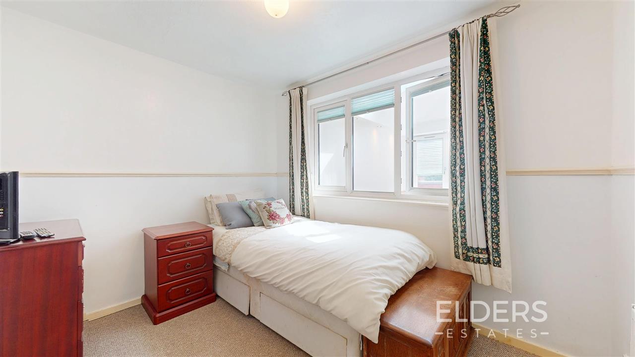 Grenville Drive - Picture 9