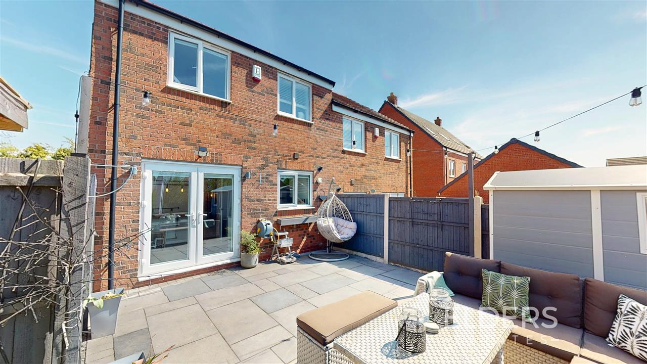 Tib Meadow Close - Picture 16