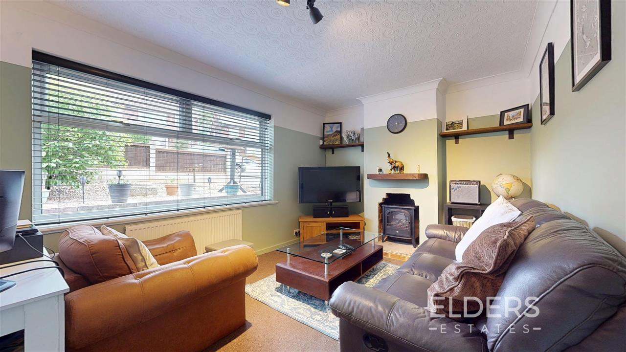 Kenilworth Drive - Picture 3