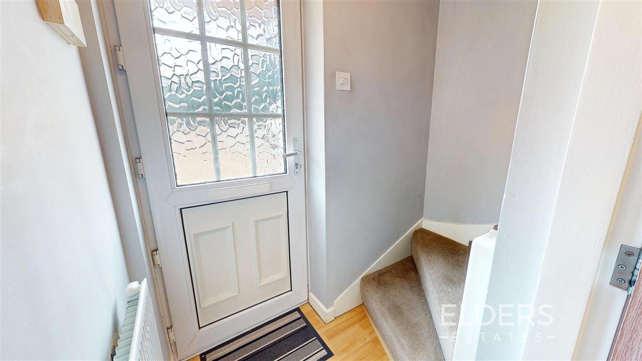 Nursery Avenue - Picture 2