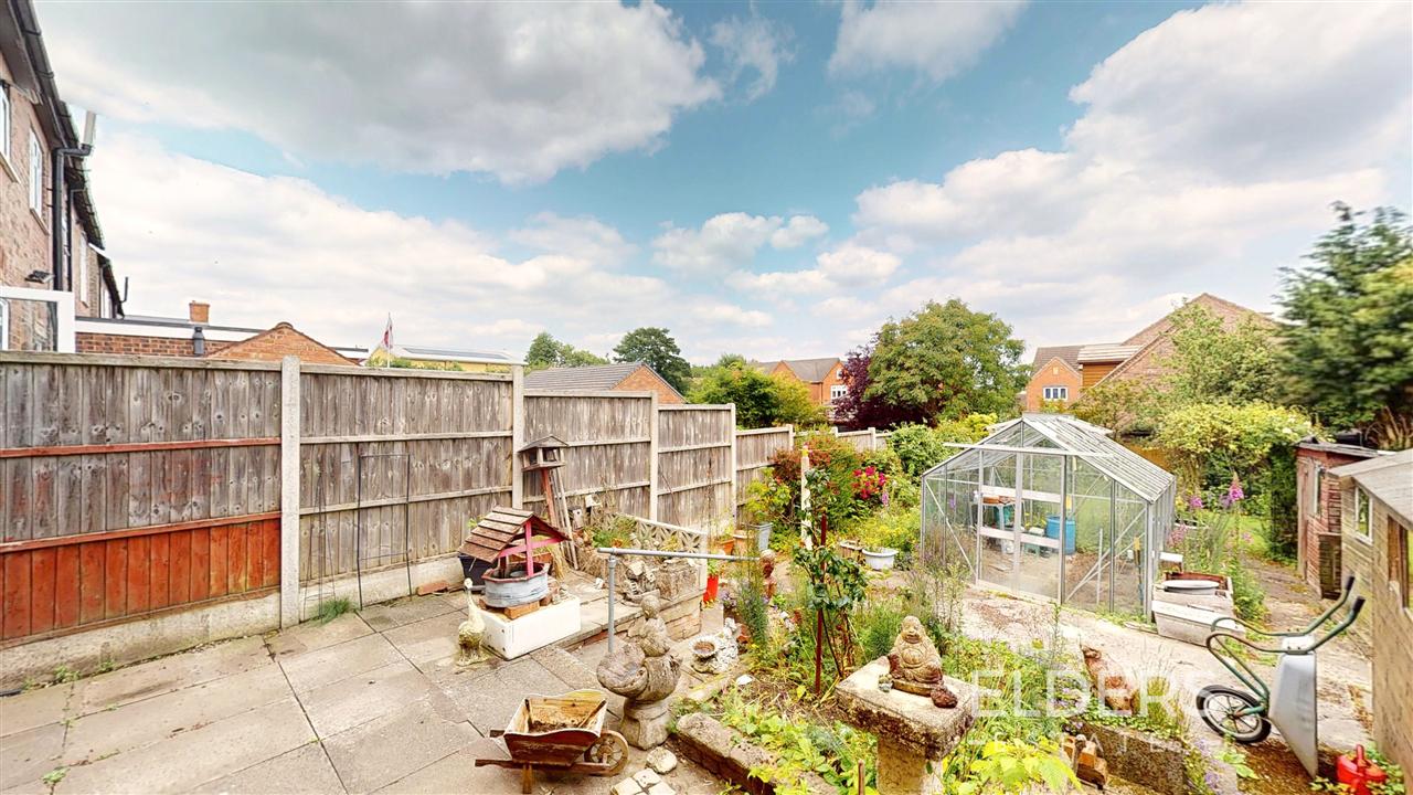 Station Road - Picture 14