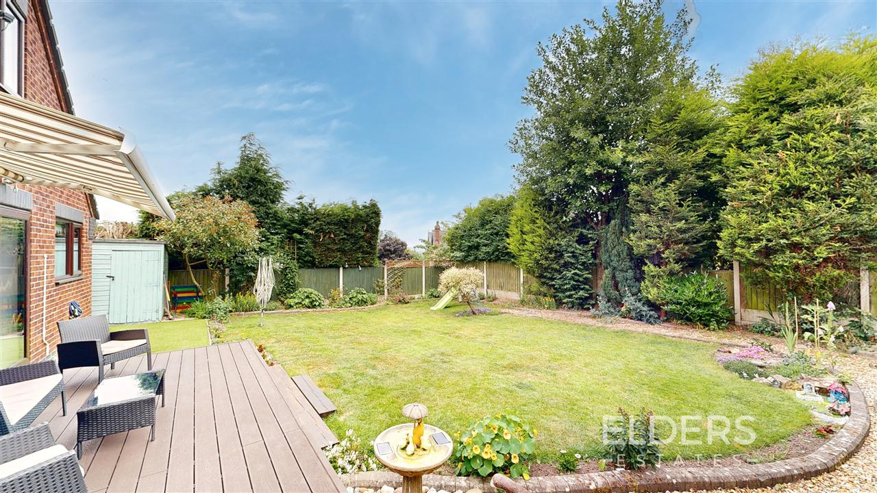 Rowan Tree - Picture 16