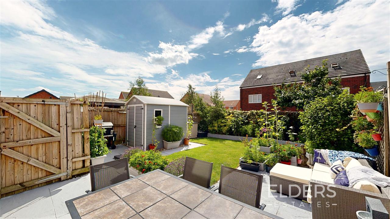 Tib Meadow Close - Picture 2