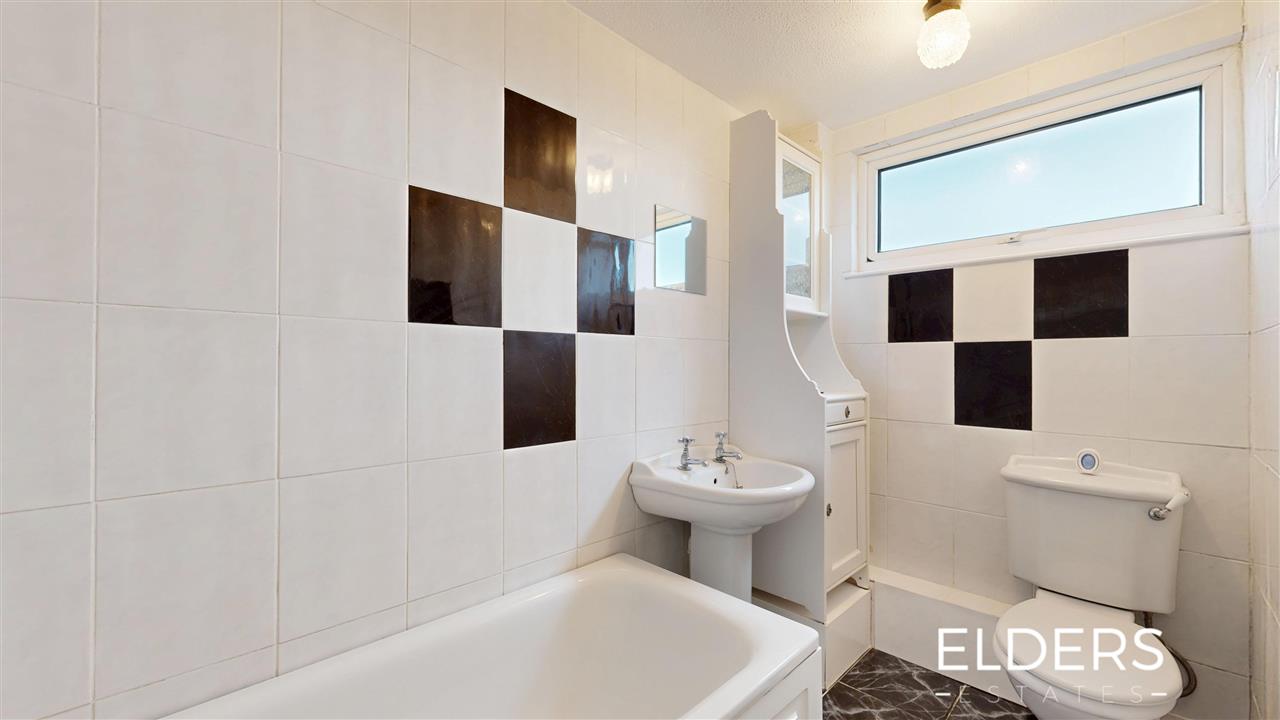 Derbyshire Avenue - Picture 14