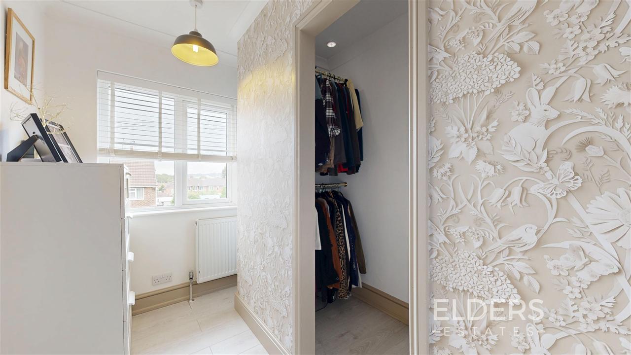 Windermere Avenue - Picture 12
