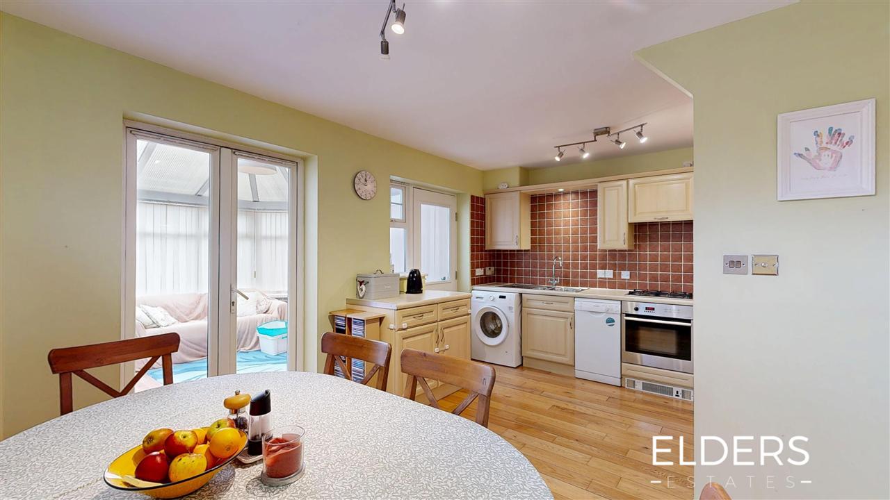 Walker Close - Picture 7
