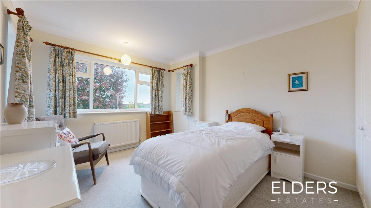 High Lane West - Picture 11