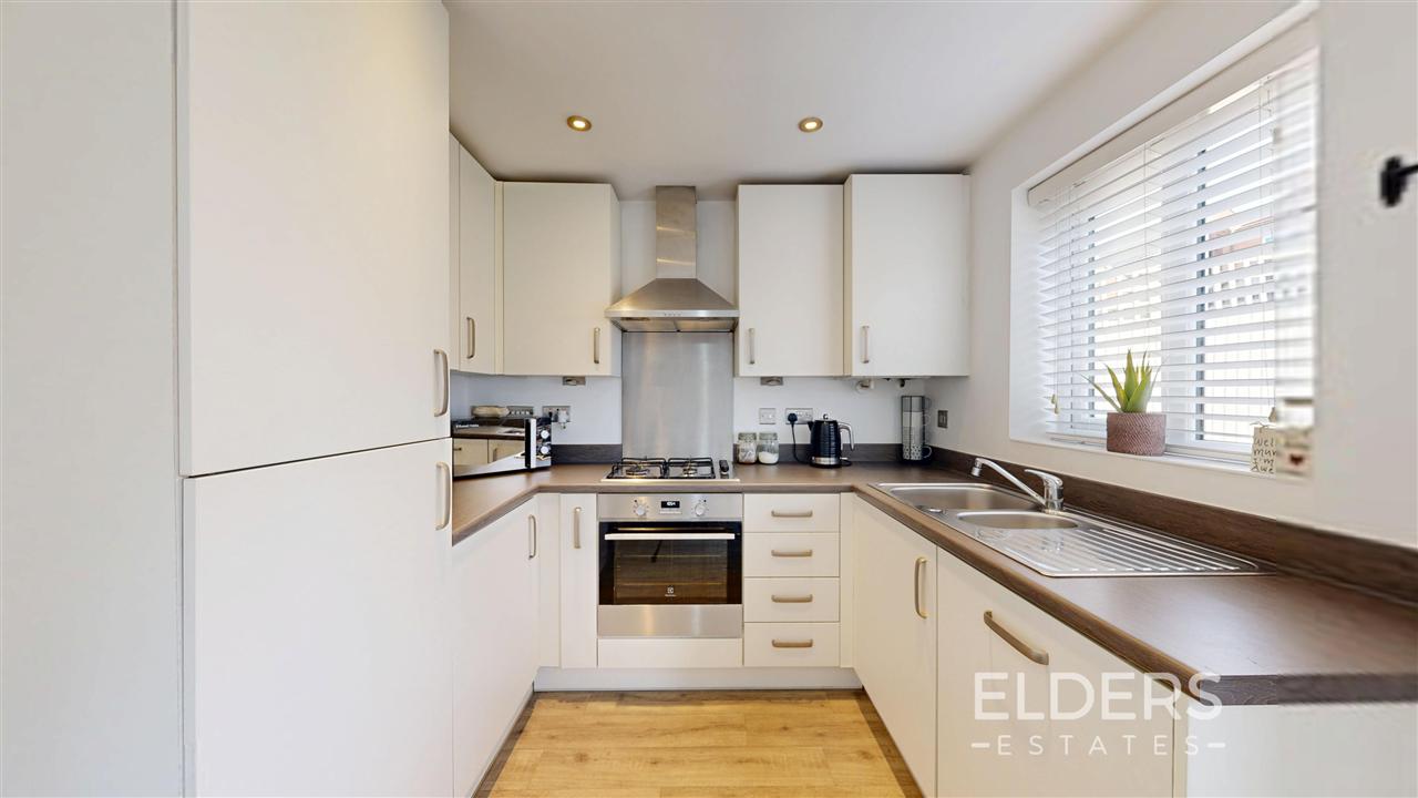 Wash Meadow Close - Picture 6