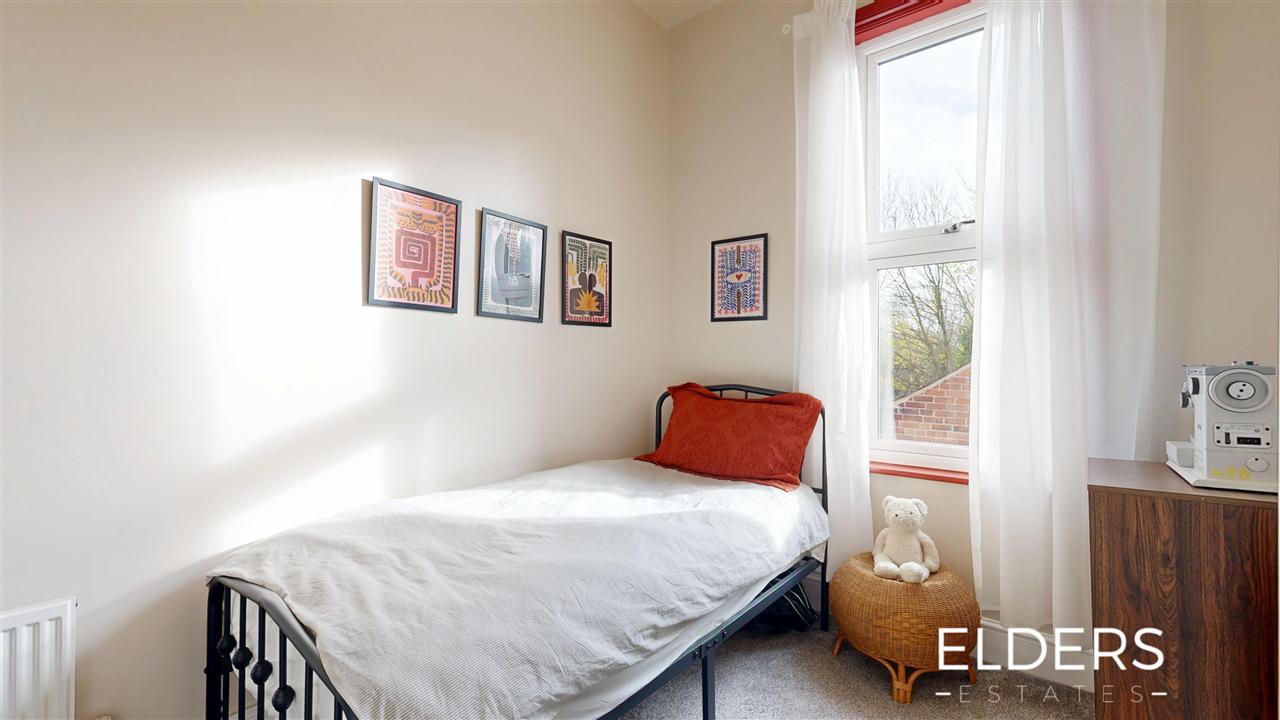 East Street - Picture 18