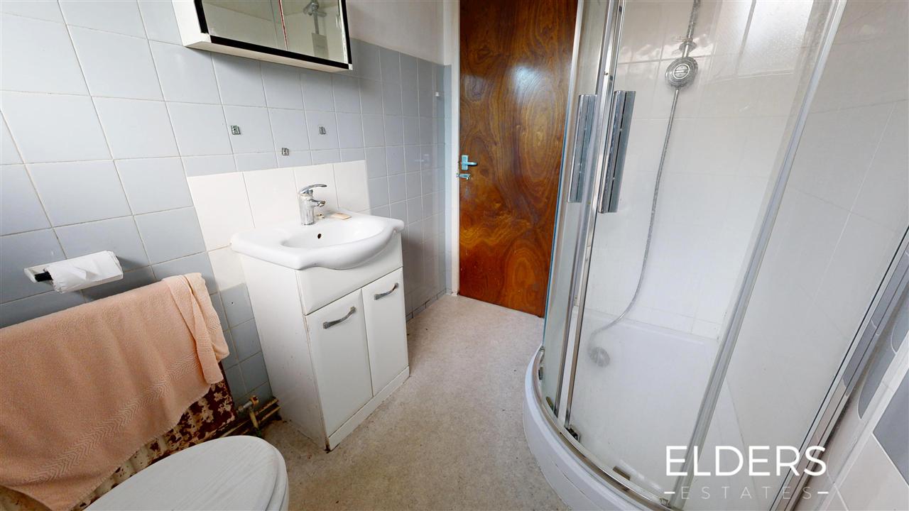 Vale Close - Picture 10