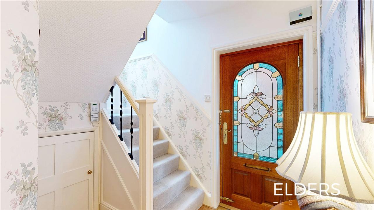 West End Drive - Picture 3