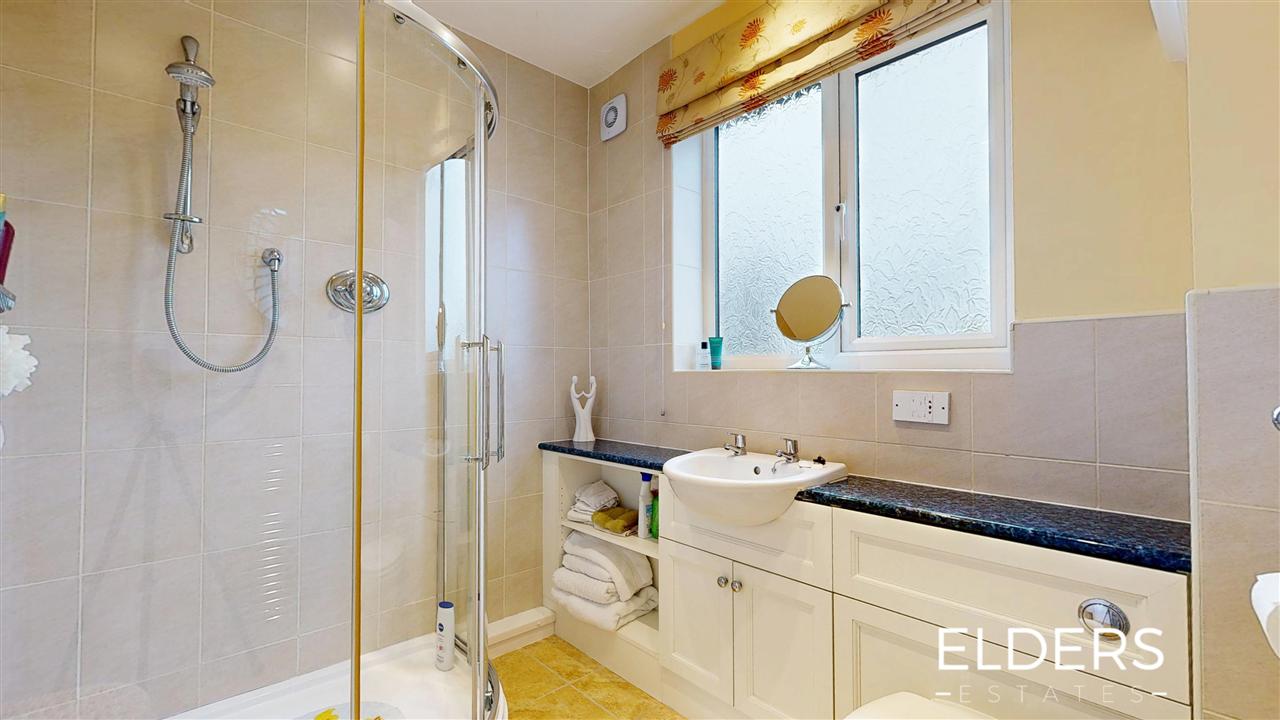 West End Drive - Picture 14