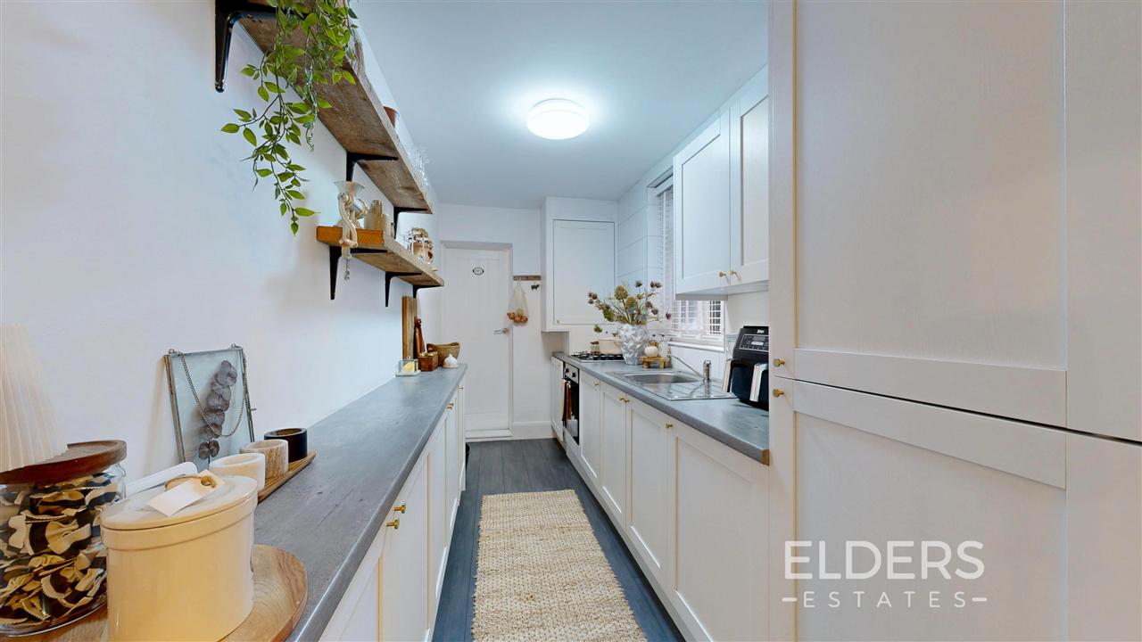 Bright Street - Picture 4