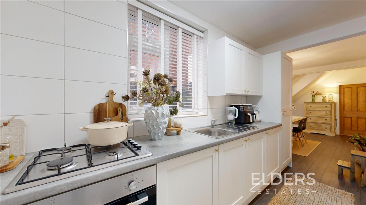 Bright Street - Picture 8