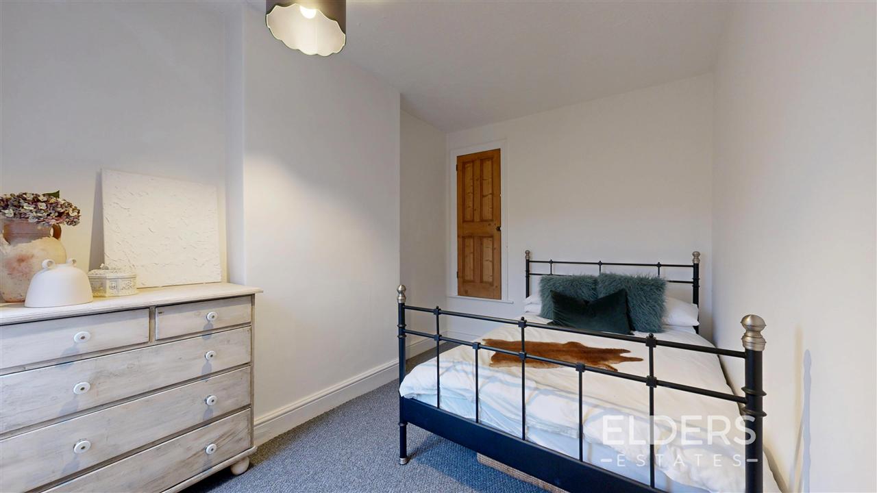 Bright Street - Picture 9