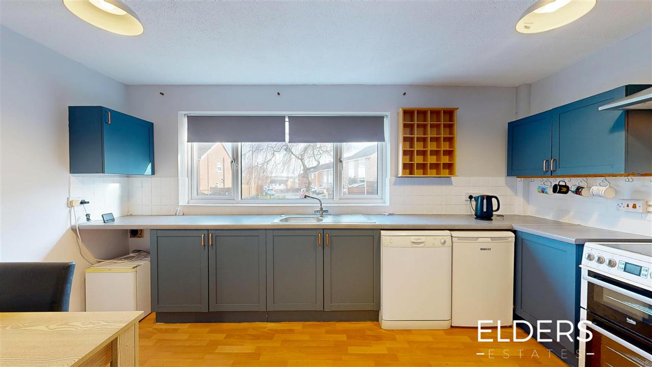 Lambton Close - Picture 5