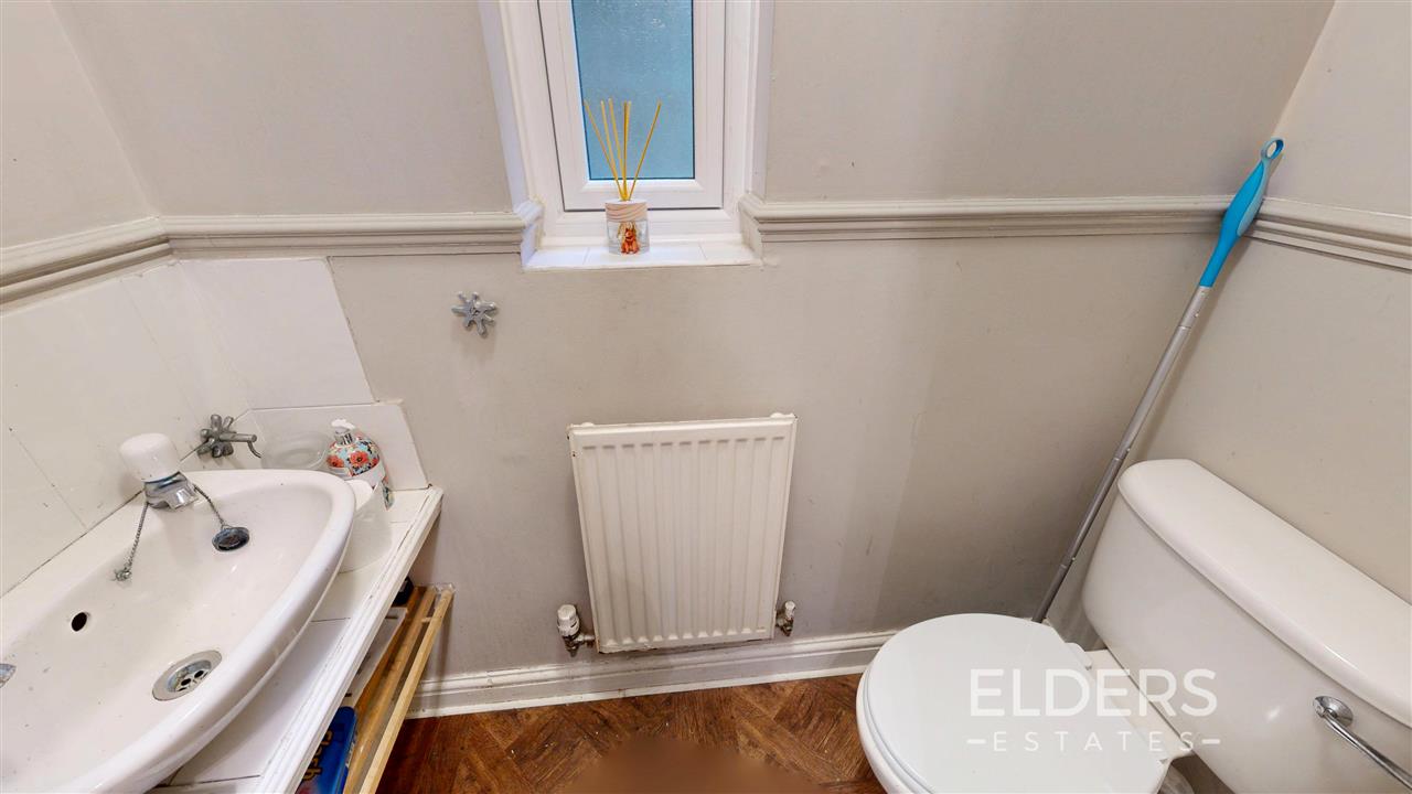 Laneward Close - Picture 4