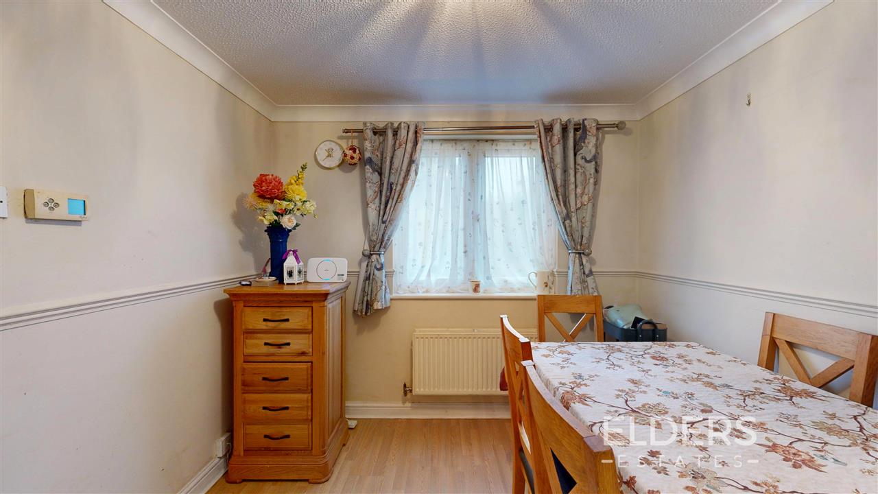 Laneward Close - Picture 5