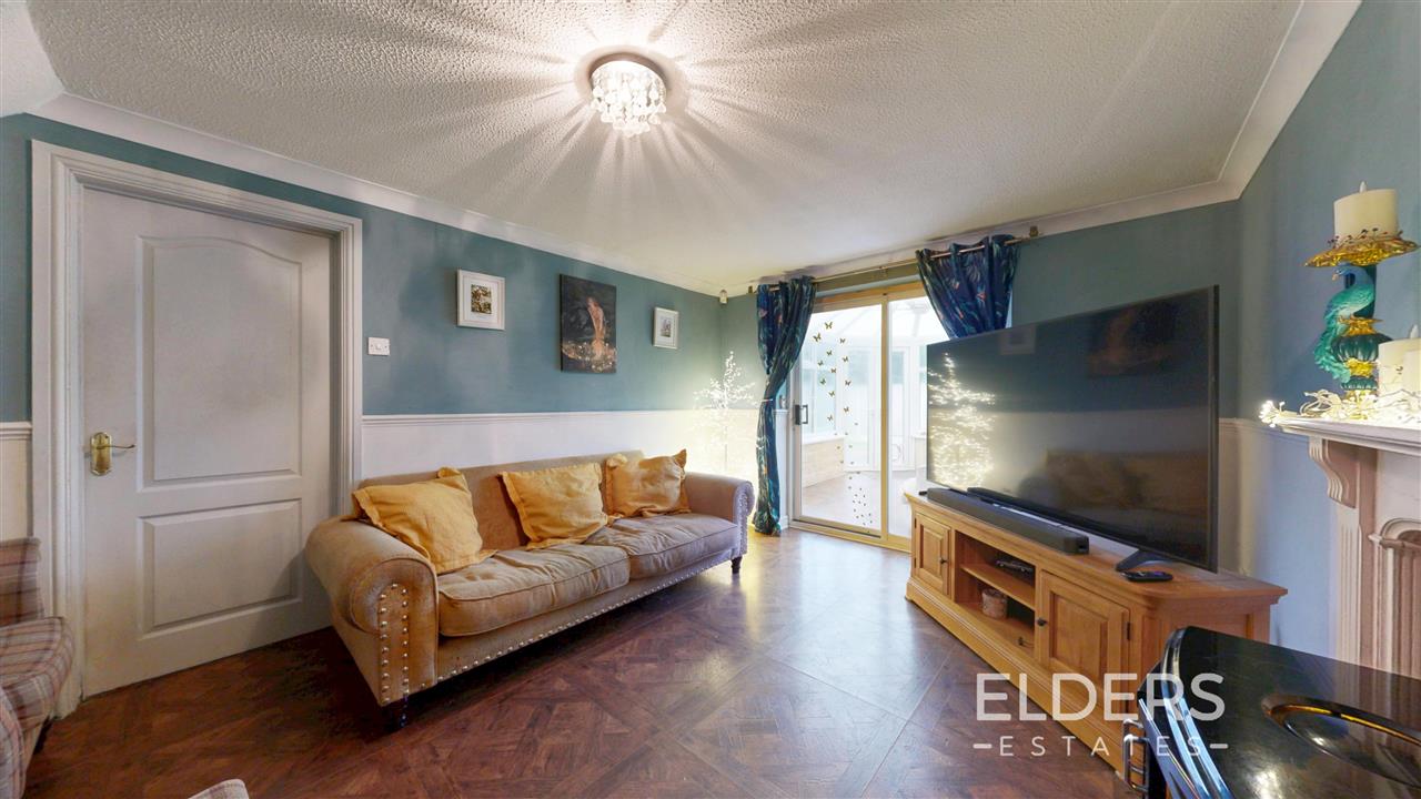 Laneward Close - Picture 6