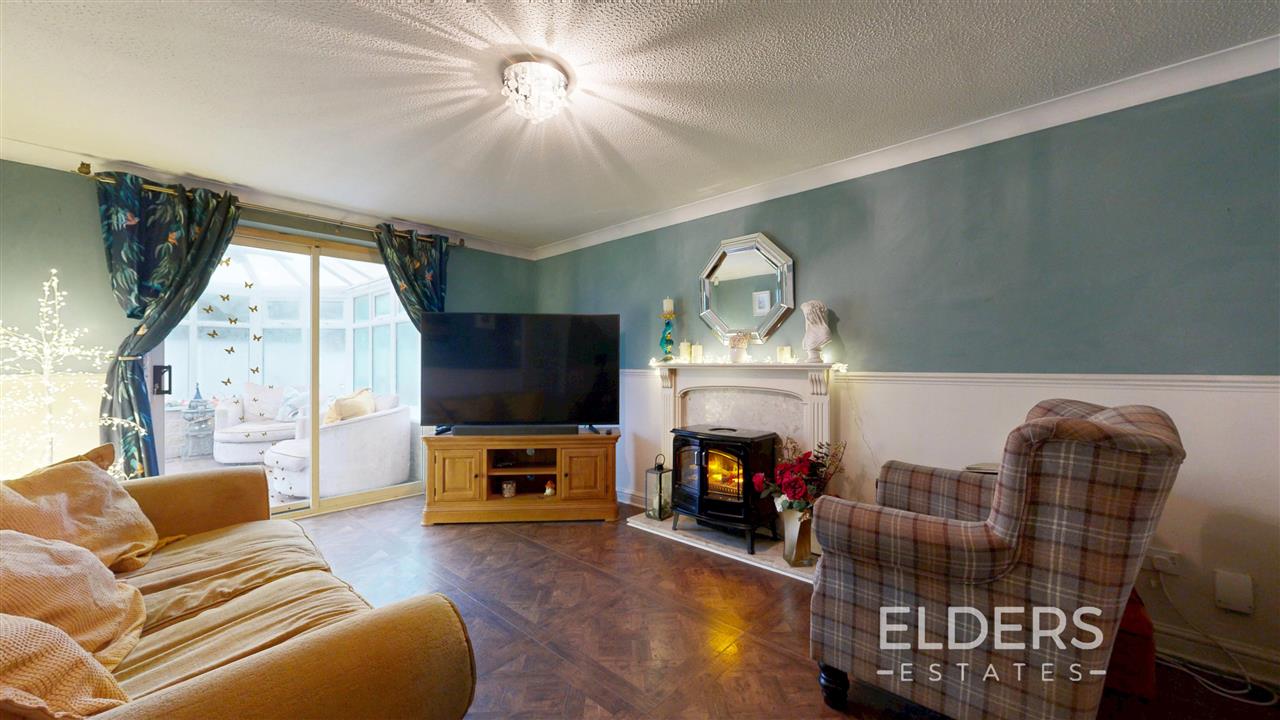 Laneward Close - Picture 7