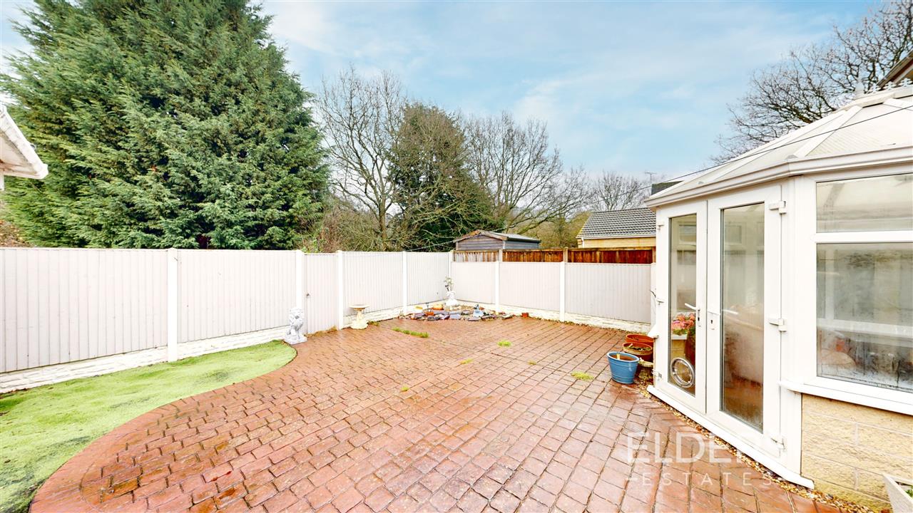 Laneward Close - Picture 17