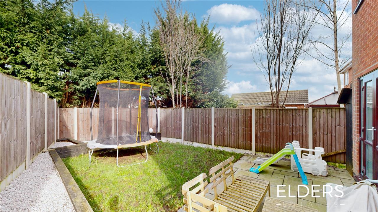 Springfield Gardens - Picture 2