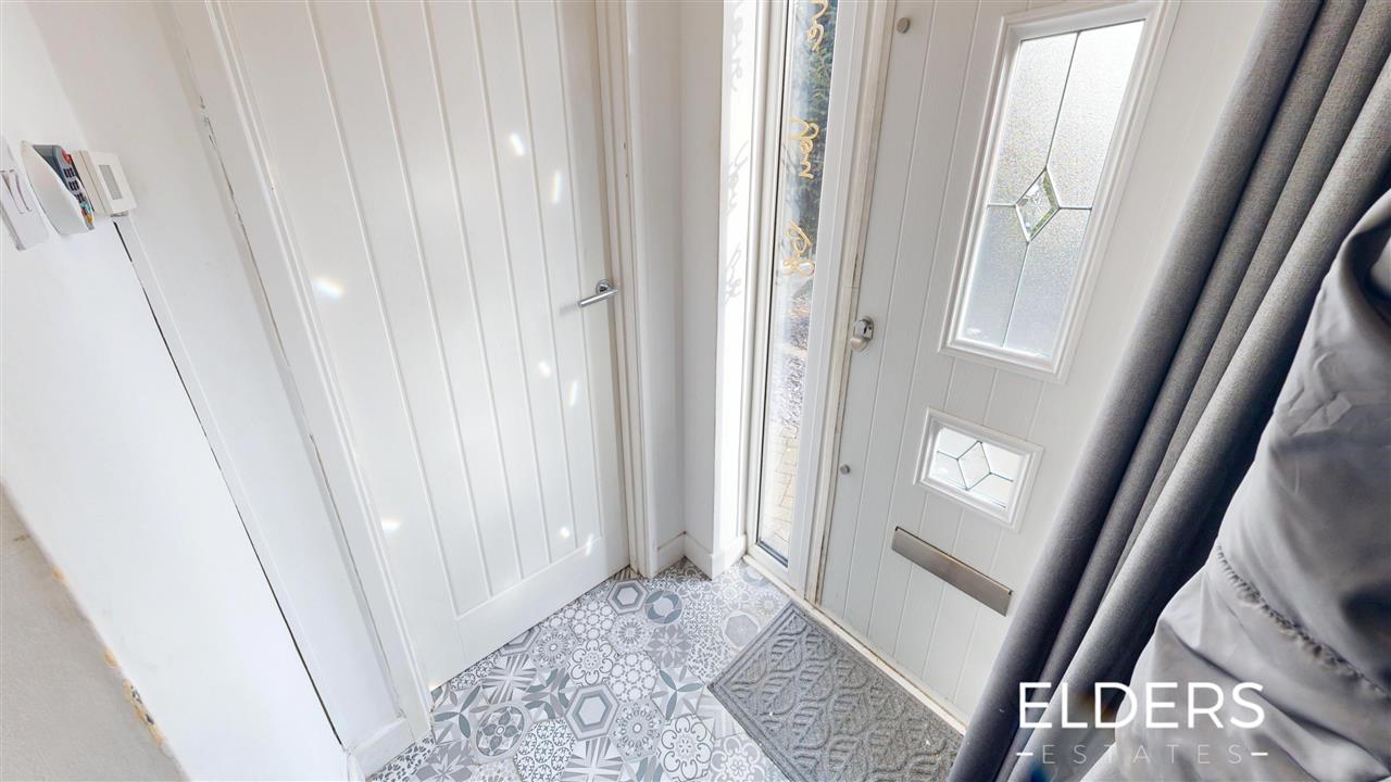 Springfield Gardens - Picture 3