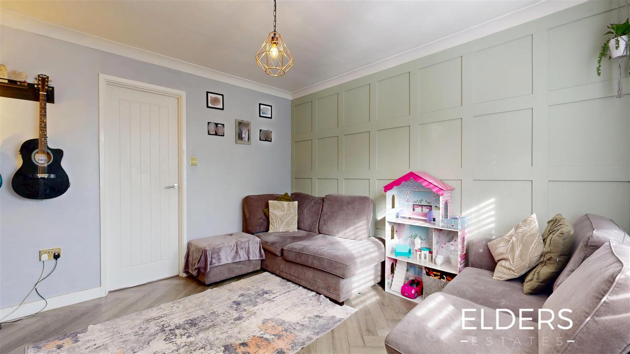 Springfield Gardens - Picture 3