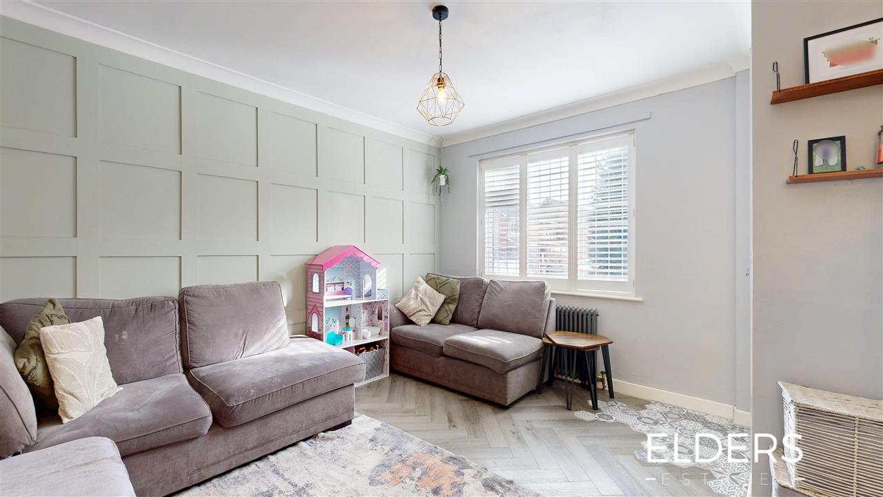 Springfield Gardens - Picture 4