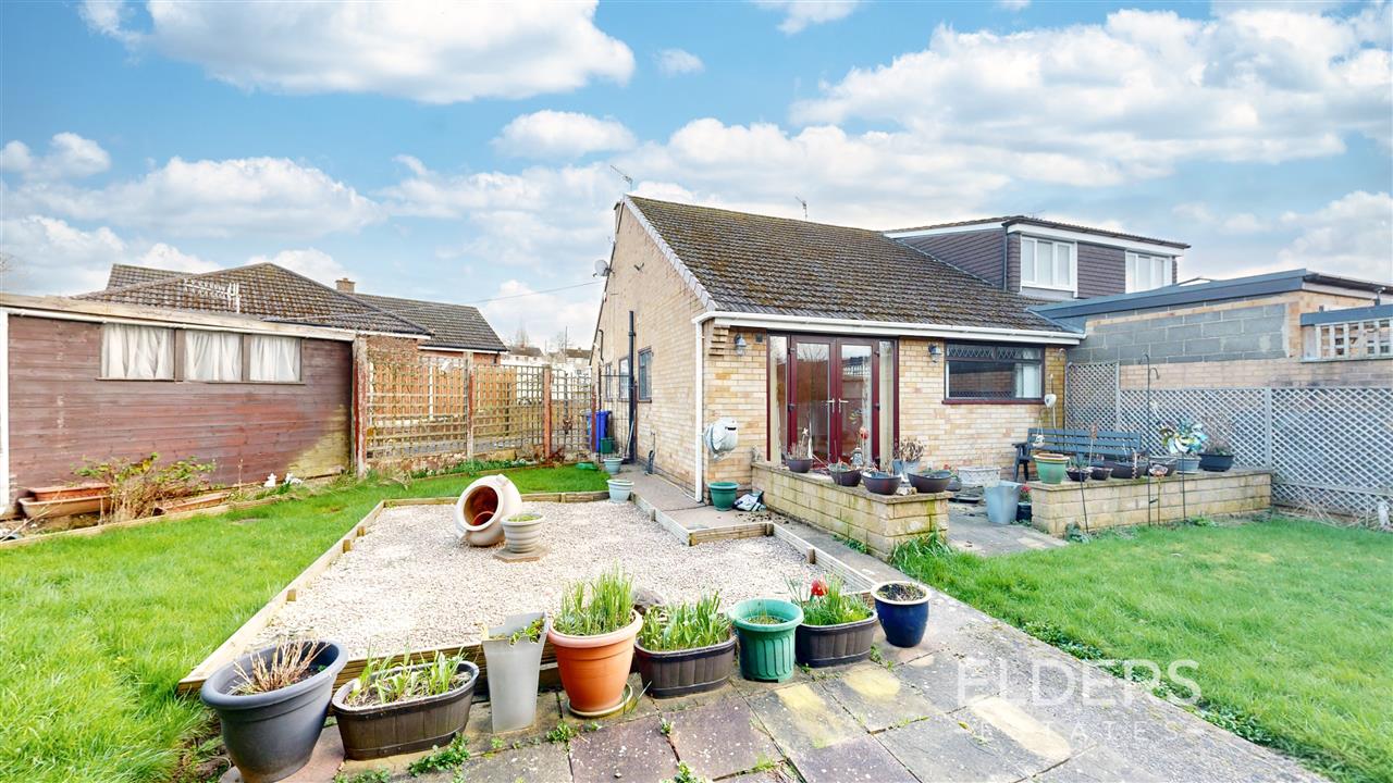 Braefield Close - Picture 2