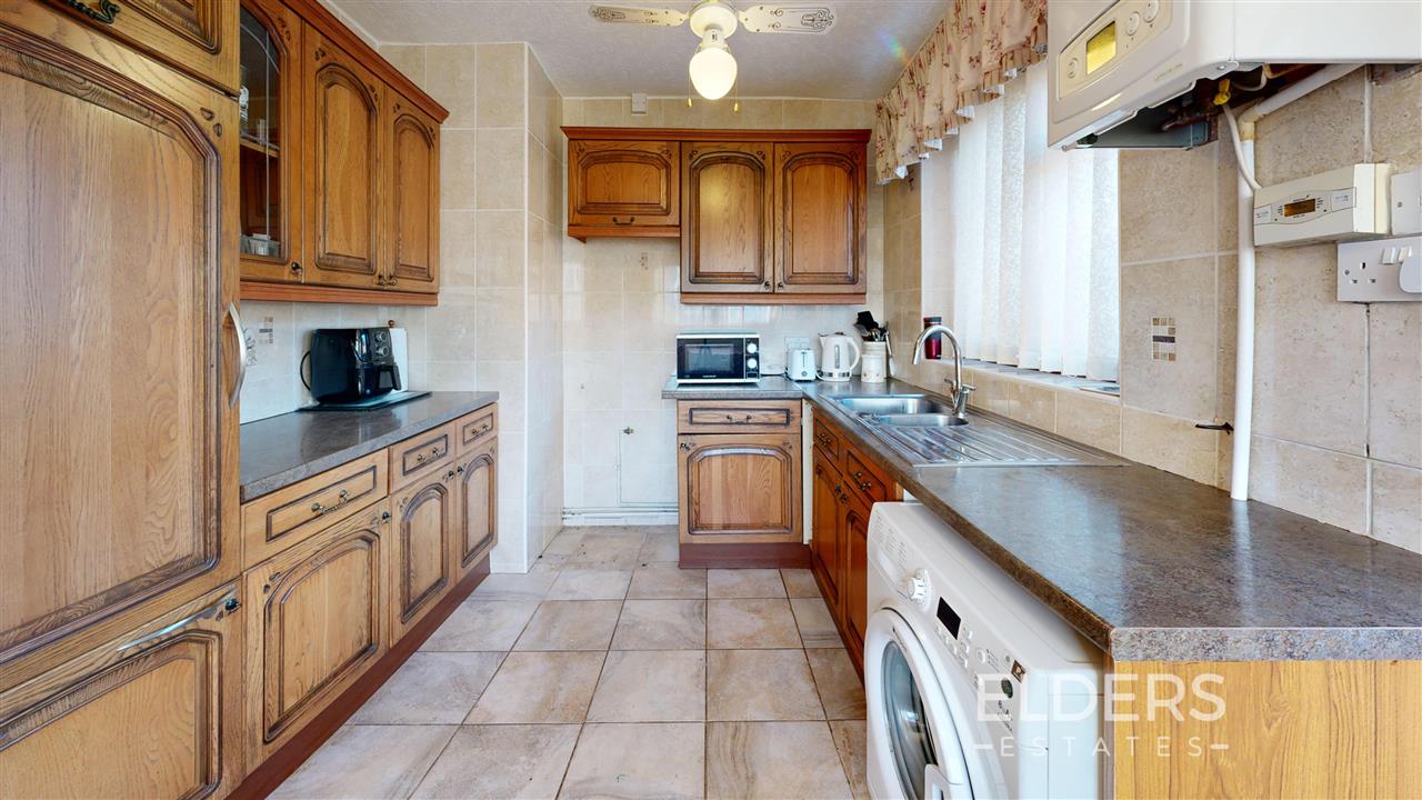 Braefield Close - Picture 4