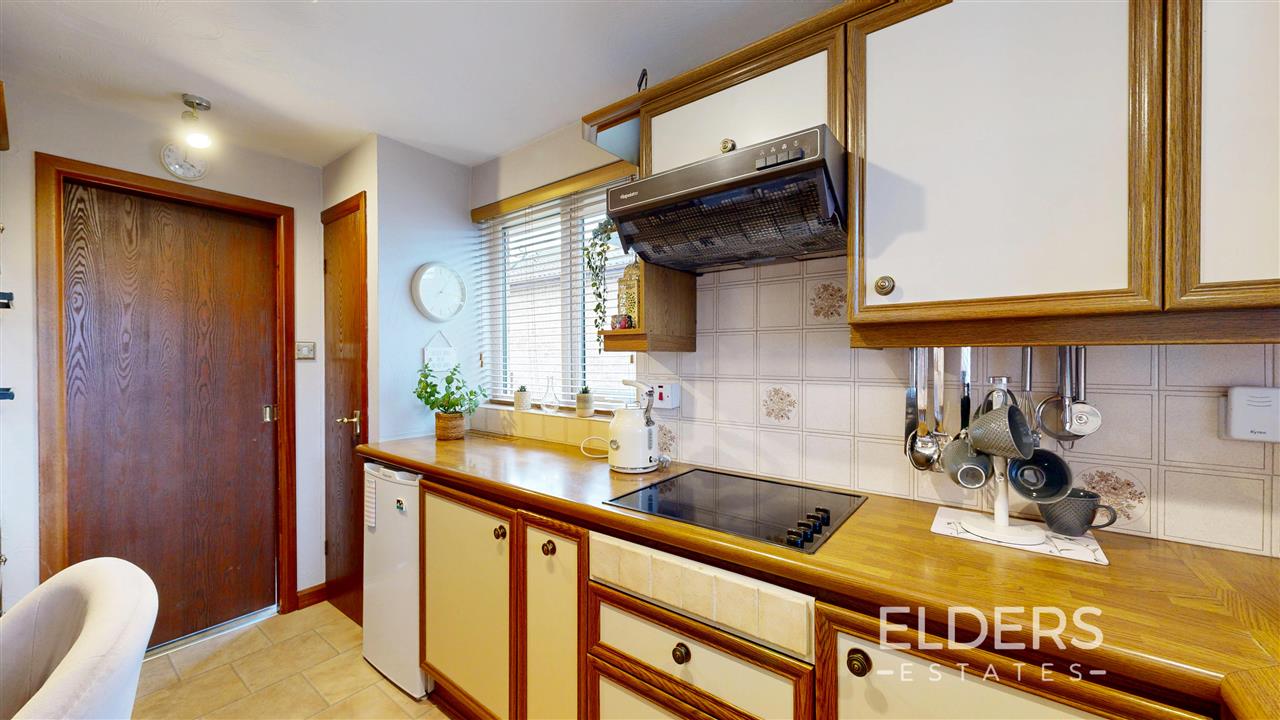 Fernilee Close - Picture 4