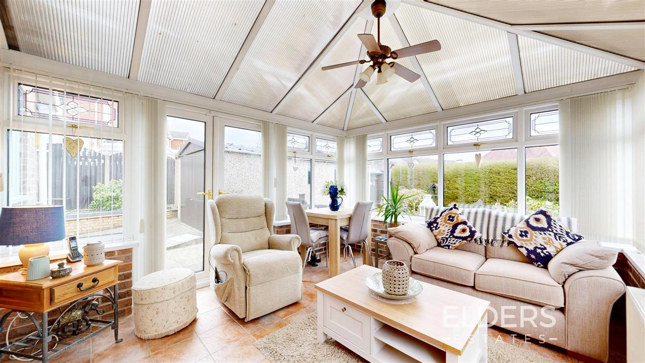 Fernilee Close - Picture 11