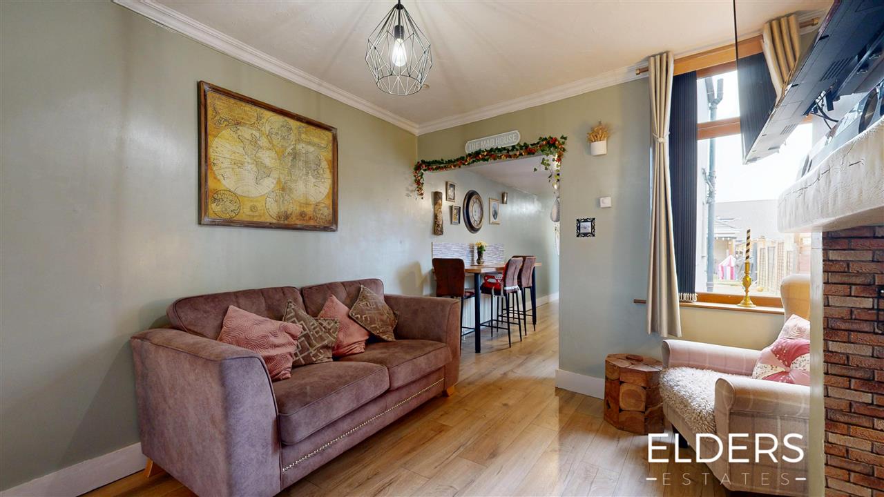 Chapel Street - Picture 8