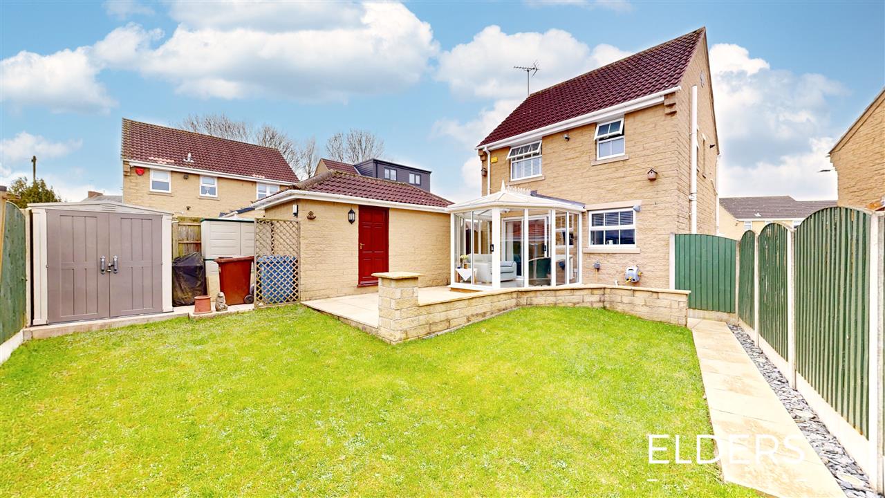 Laneward Close - Picture 2