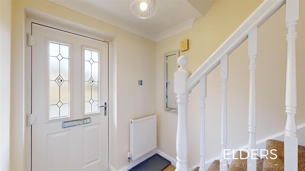 Laneward Close - Picture 3