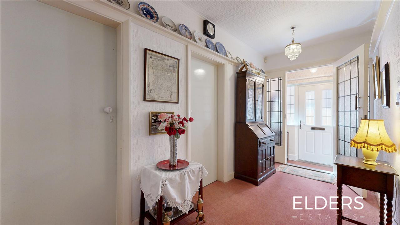 St Andrews Drive - Picture 4