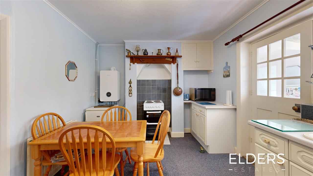 St Andrews Drive - Picture 7