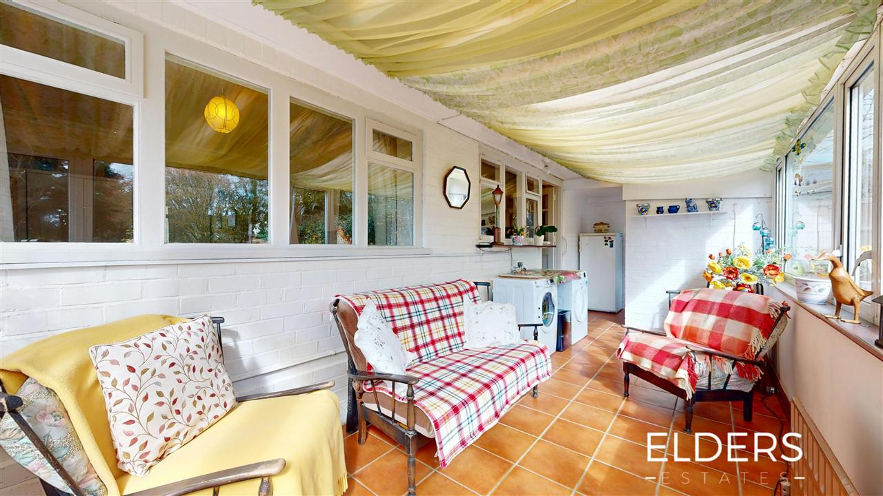 St Andrews Drive - Picture 8