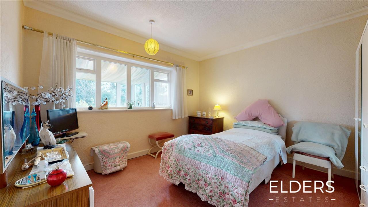 St Andrews Drive - Picture 10