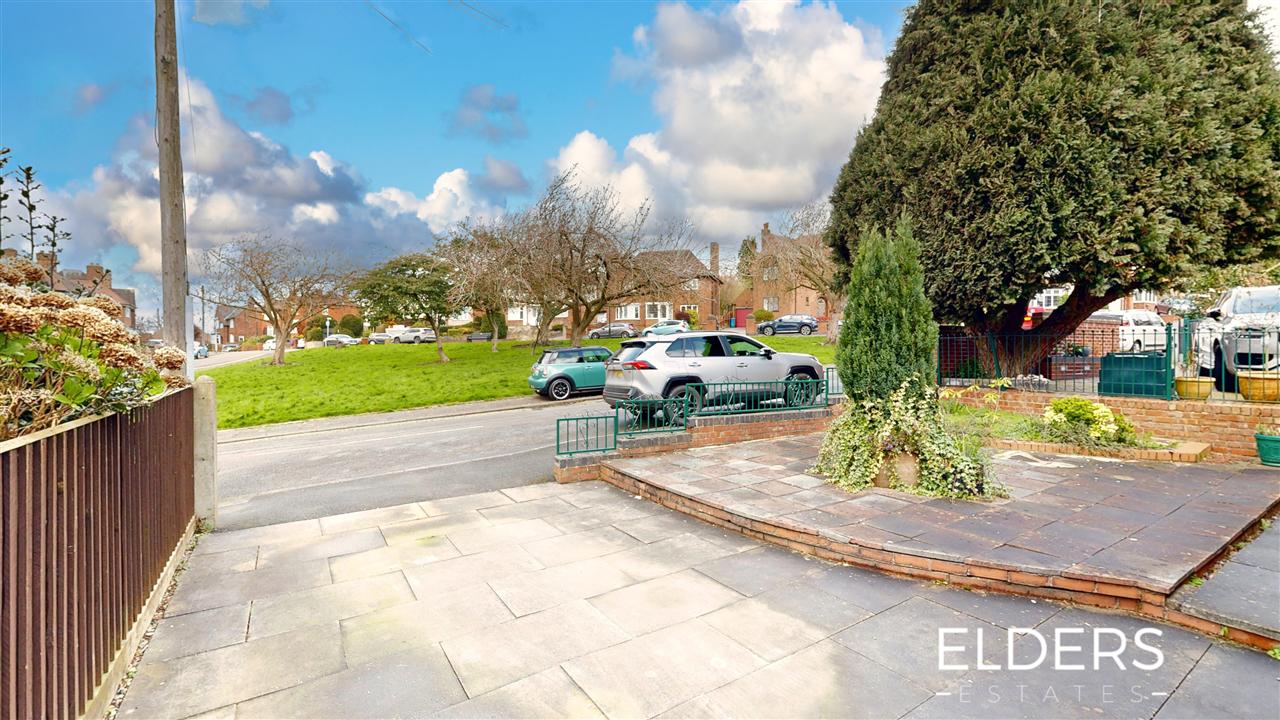 St Andrews Drive - Picture 16