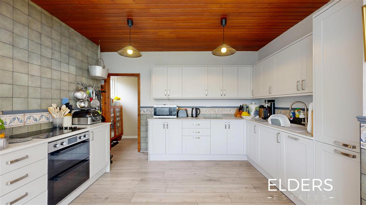 Cotmanhay Road - Picture 11
