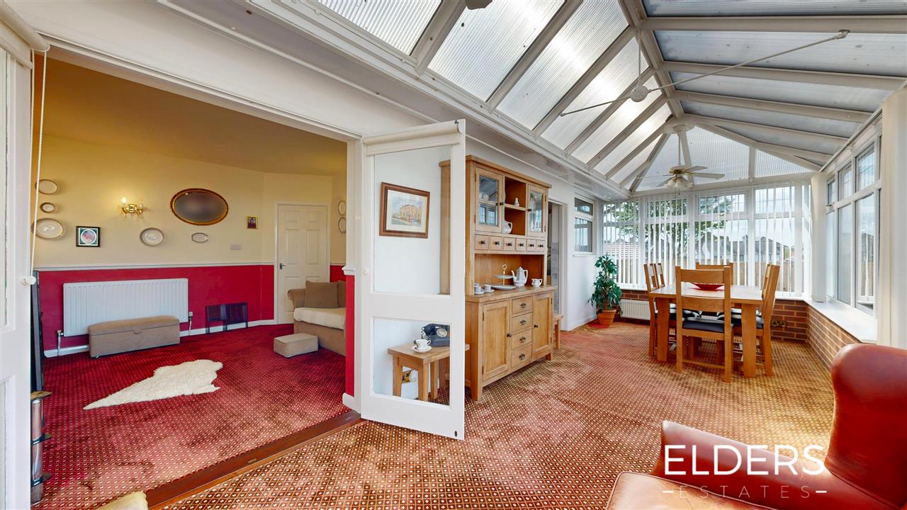 The Bungalow - Picture 5